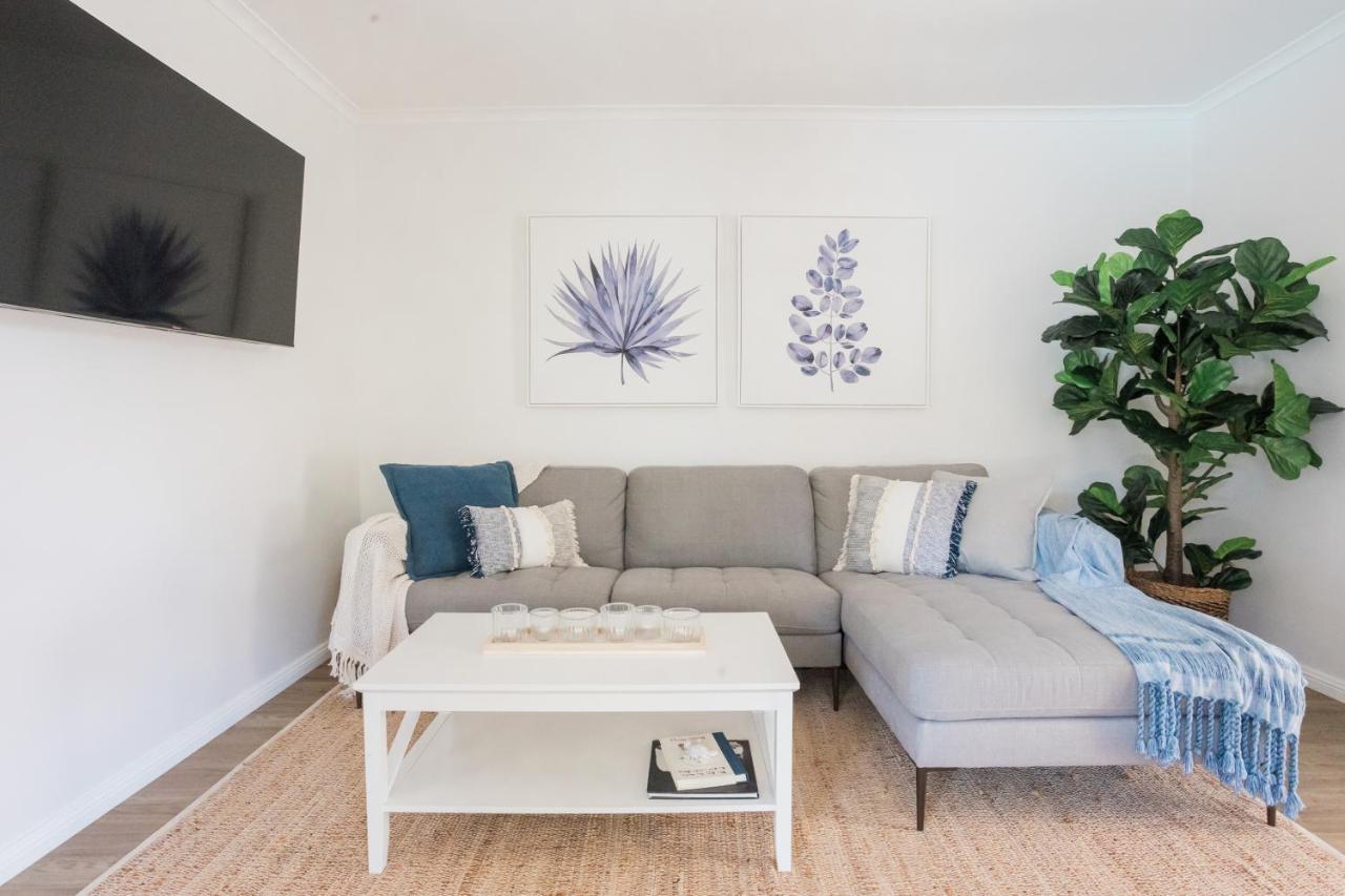 Studio 26: Central, Hampton'S Poolside Hideaway Кофс Харбър Екстериор снимка